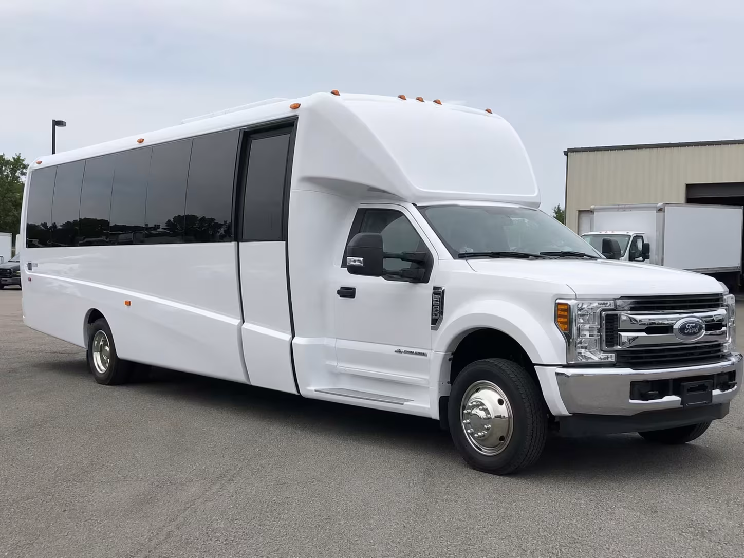 20 passenger minibus