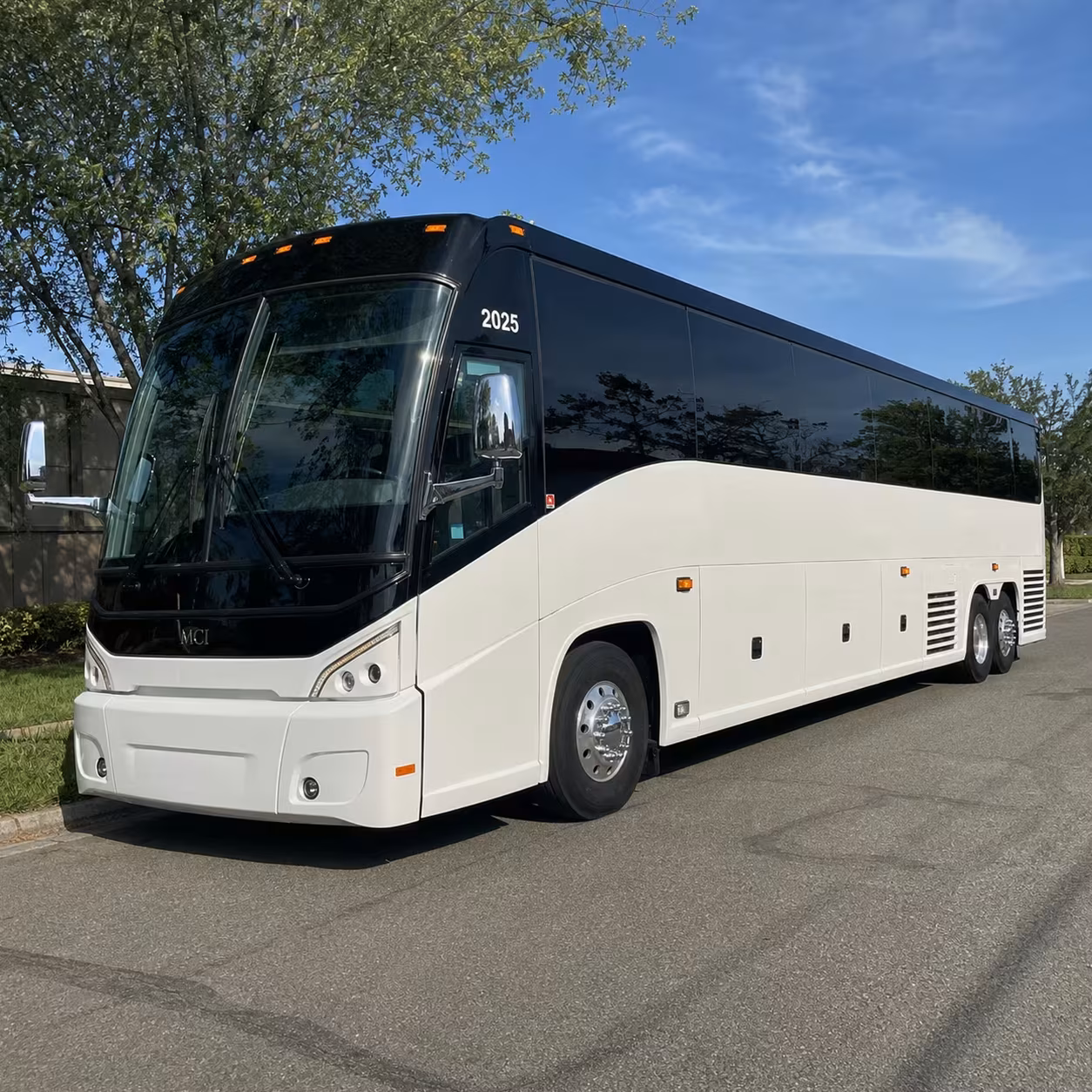 loveland charter bus rentals for sports teams and fans