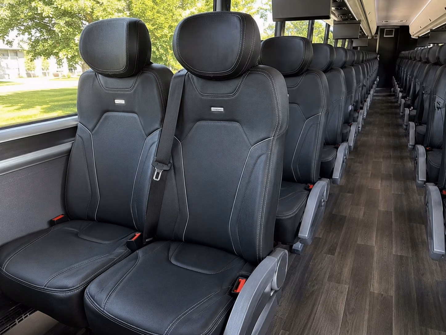 loveland charter bus rentals to rocky mountain national park